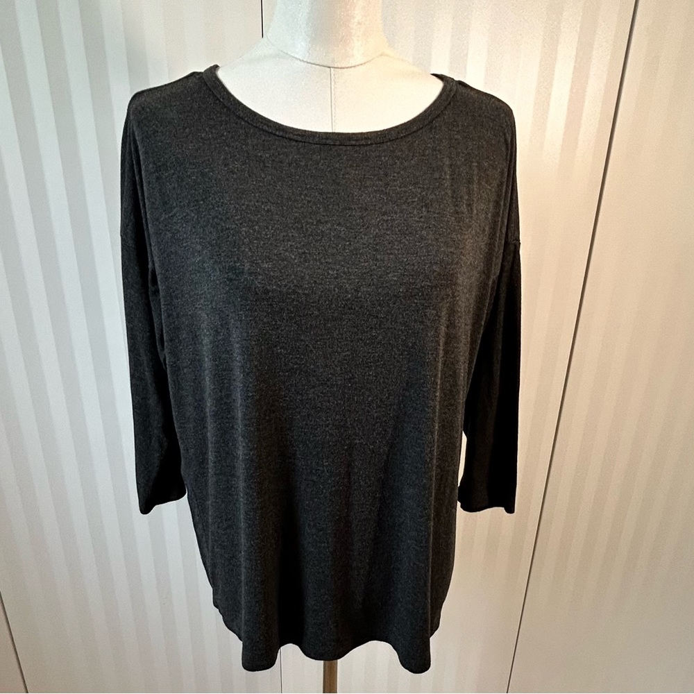 Cable & Gauge dark gray long sleeve light top Size XL